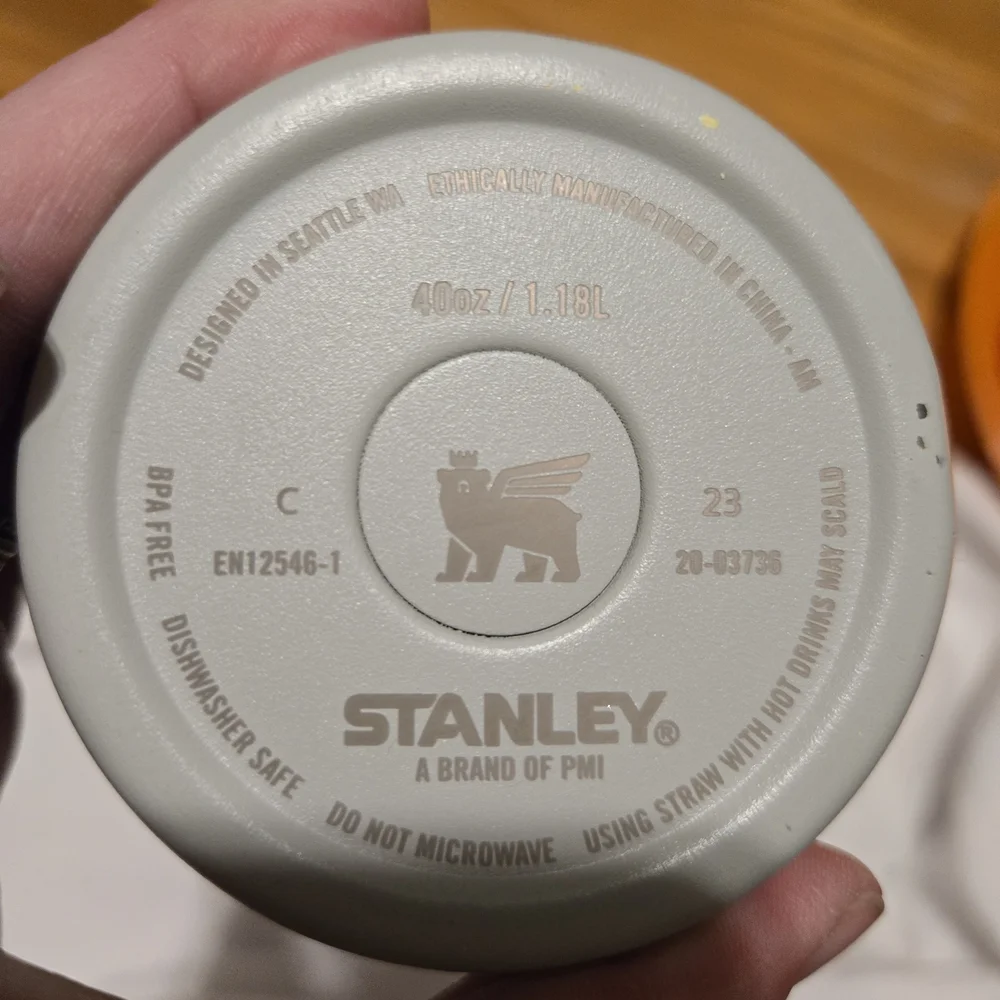 Stanley Modern Gray Vase - Picture 7 of 7